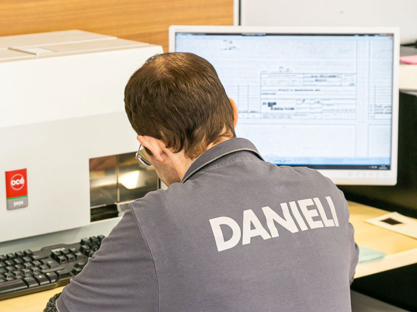1_Azienda_Servizi_DIGITALIZZAZIONE_855x640